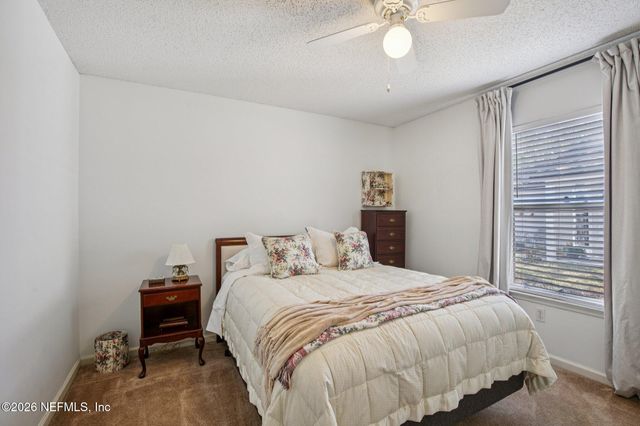 1907 HUNTERS TRACE Circle, Middleburg, FL 32068