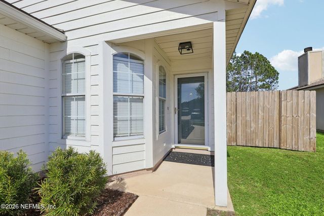 1907 HUNTERS TRACE Circle, Middleburg, FL 32068