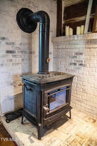 20217 Shadowood Circle, Meadowview, VA 24361