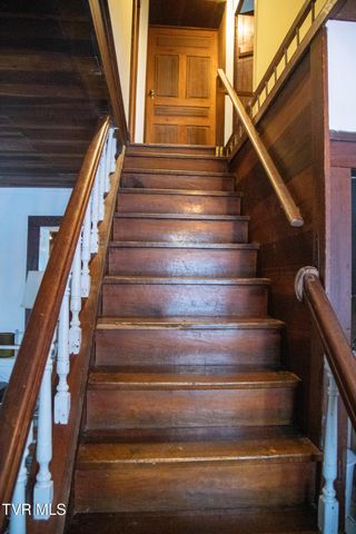 20217 Shadowood Circle, Meadowview, VA 24361