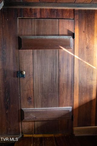 20217 Shadowood Circle, Meadowview, VA 24361