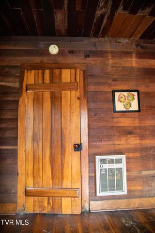 20217 Shadowood Circle, Meadowview, VA 24361