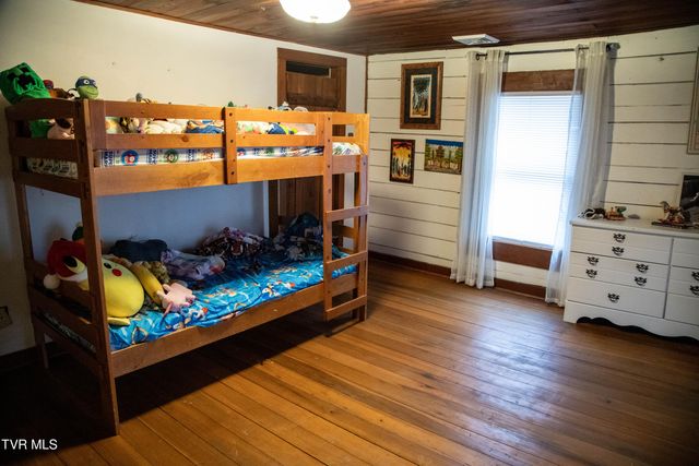 20217 Shadowood Circle, Meadowview, VA 24361