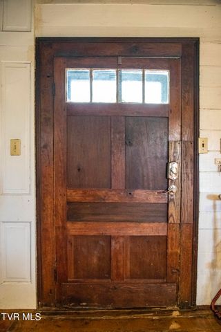 20217 Shadowood Circle, Meadowview, VA 24361