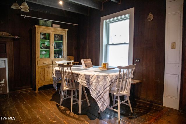 20217 Shadowood Circle, Meadowview, VA 24361