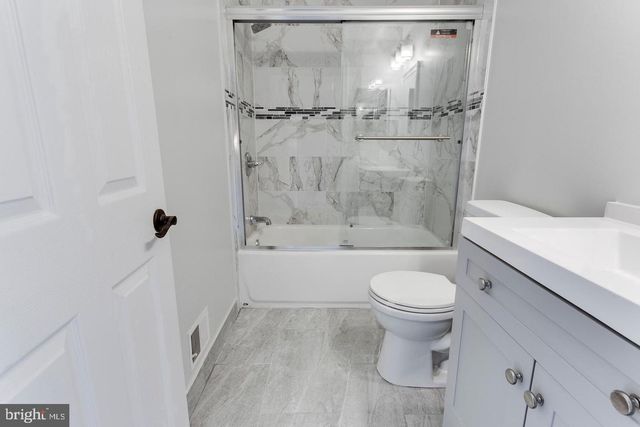 304 CRESCENDO WAY, Silver Spring, MD 20901