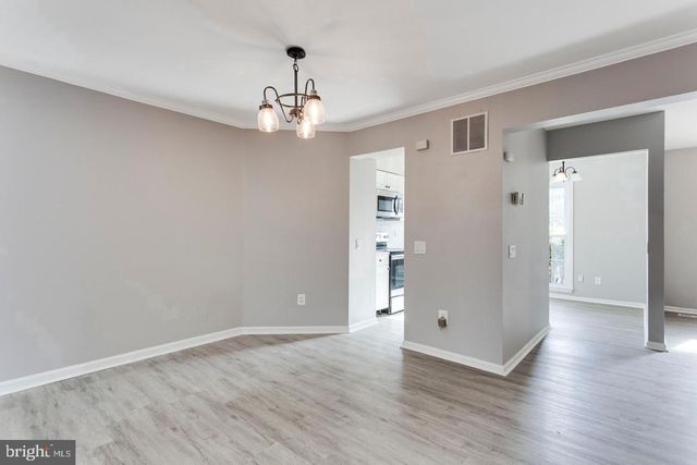 304 CRESCENDO WAY, Silver Spring, MD 20901