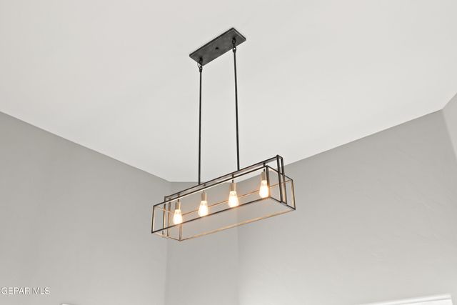 116 Peregrino Trail, Santa Teresa, NM 88008