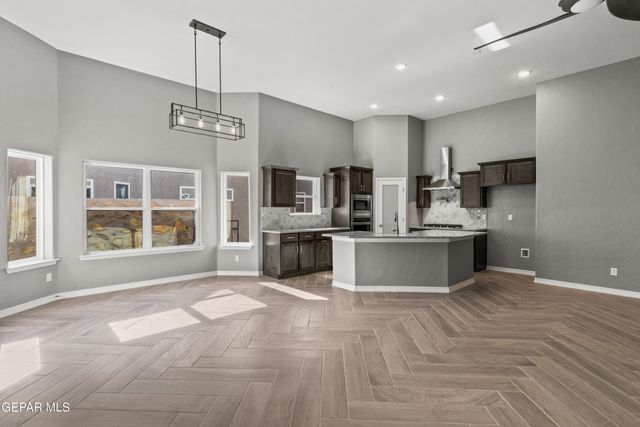 116 Peregrino Trail, Santa Teresa, NM 88008