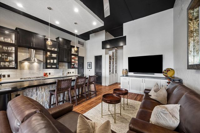 1111 Studewood Street 609, Houston, TX 77008