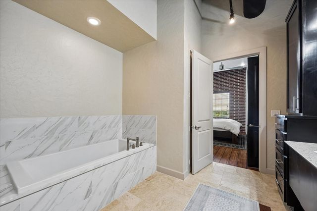 1111 Studewood Street 609, Houston, TX 77008