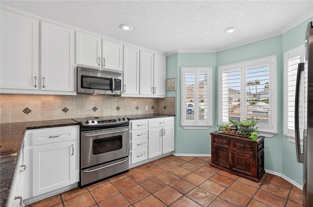 13918 EAGLESNEST BAY Dr, Corpus Christi, TX 78418