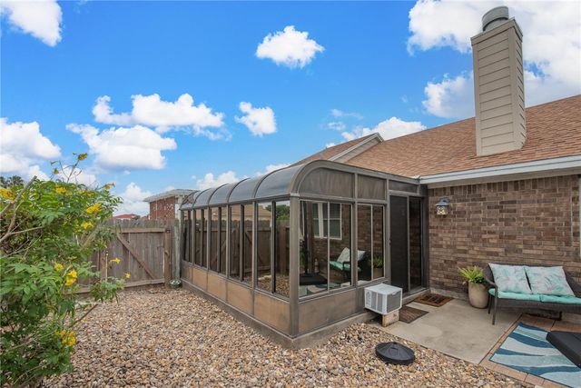 13918 EAGLESNEST BAY Dr, Corpus Christi, TX 78418