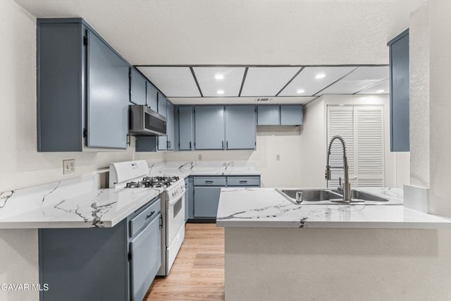 44424 E 15th Street 1, Lancaster, CA 93535
