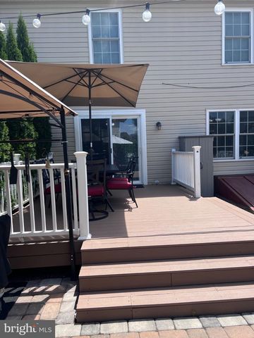 677 HONEYSUCKLE WAY, Pennsburg, PA 18073