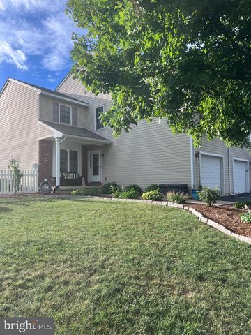 677 HONEYSUCKLE WAY, Pennsburg, PA 18073
