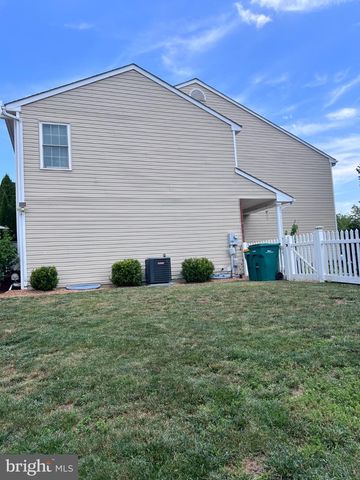 677 HONEYSUCKLE WAY, Pennsburg, PA 18073
