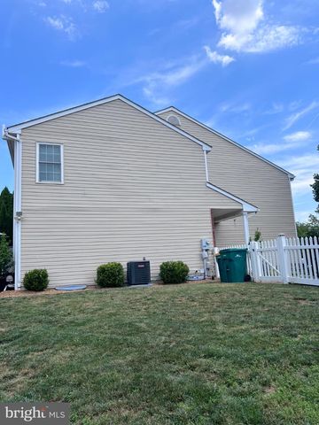 677 HONEYSUCKLE WAY, Pennsburg, PA 18073