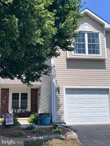 677 HONEYSUCKLE WAY, Pennsburg, PA 18073