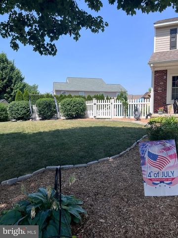 677 HONEYSUCKLE WAY, Pennsburg, PA 18073