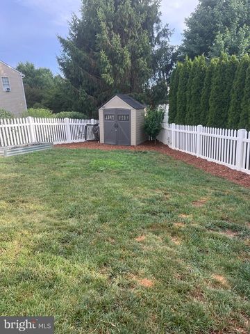 677 HONEYSUCKLE WAY, Pennsburg, PA 18073