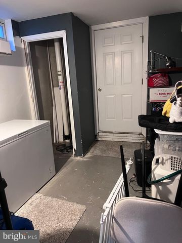677 HONEYSUCKLE WAY, Pennsburg, PA 18073