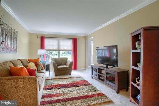 5425 BARBARA DR, Mechanicsburg, PA 17050