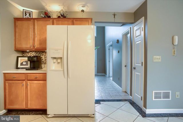 5425 BARBARA DR, Mechanicsburg, PA 17050