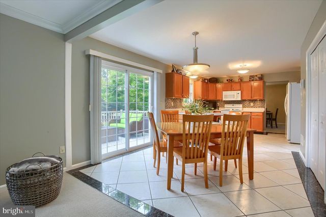 5425 BARBARA DR, Mechanicsburg, PA 17050