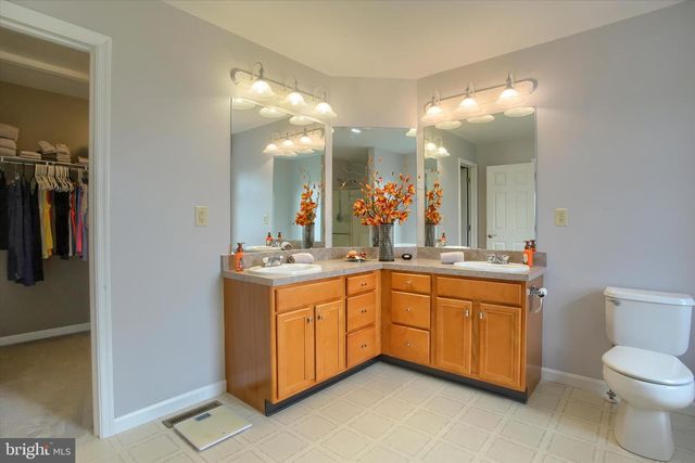 5425 BARBARA DR, Mechanicsburg, PA 17050