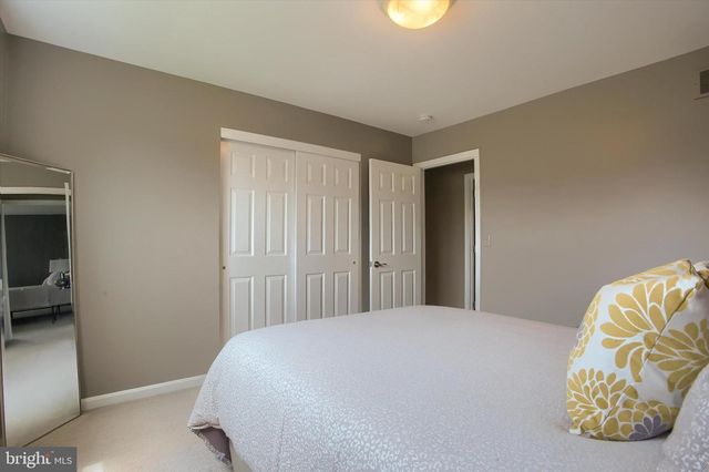 5425 BARBARA DR, Mechanicsburg, PA 17050