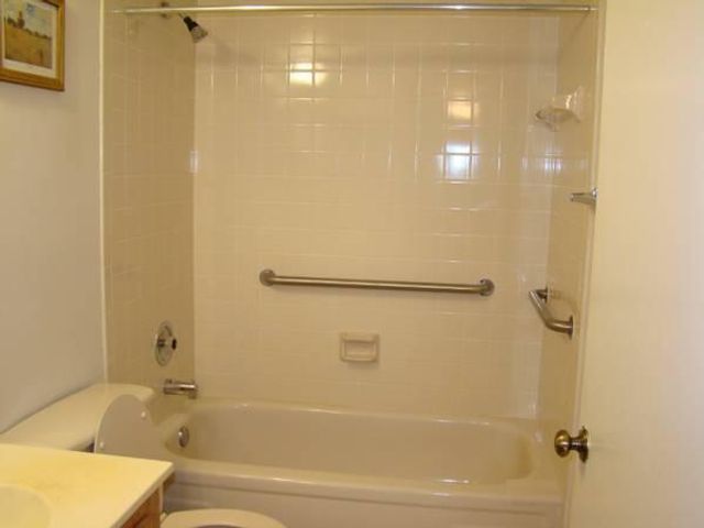 370 NW 76th Avenue 104, Margate, FL 33063