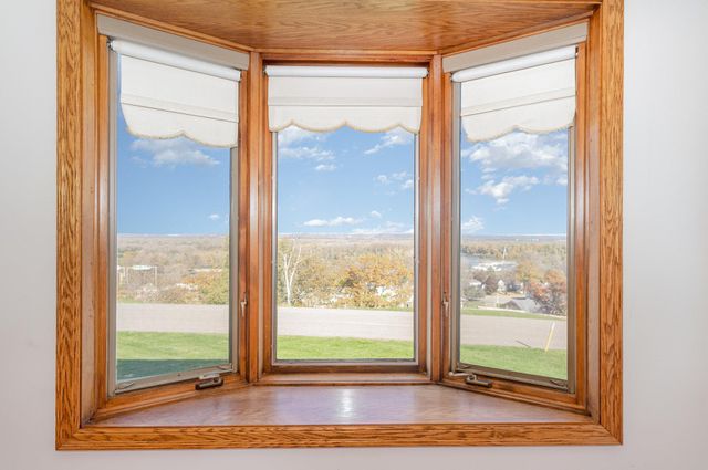 1815 Grandview Avenue, Red Wing, MN 55066