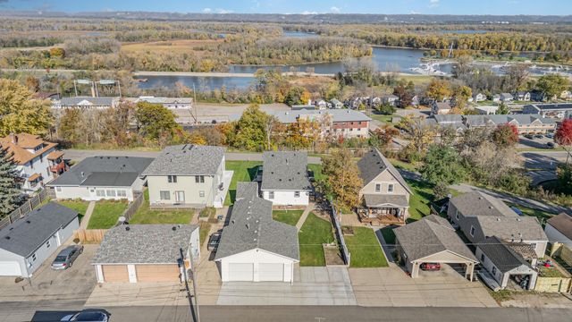 1815 Grandview Avenue, Red Wing, MN 55066