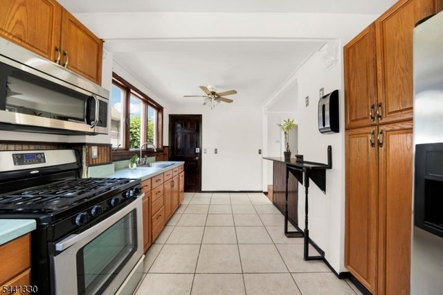 68 Birch St, Bloomfield Twp., NJ 07003