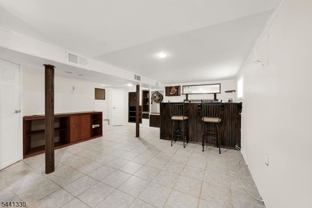 68 Birch St, Bloomfield Twp., NJ 07003