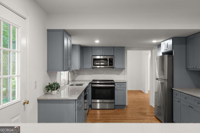 1020 Fairfield Court NE, Marietta, GA 30068