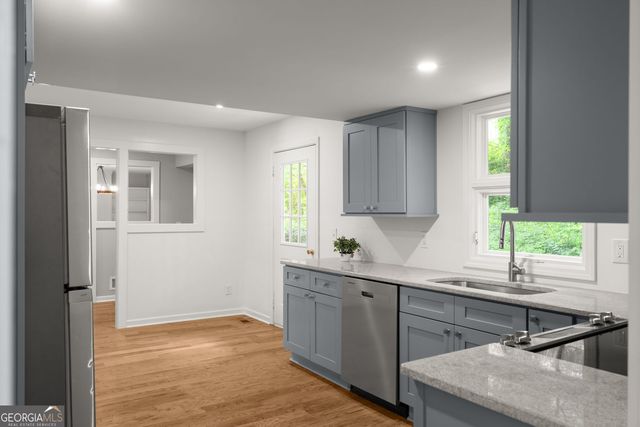 1020 Fairfield Court NE, Marietta, GA 30068