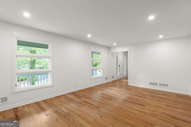 1020 Fairfield Court NE, Marietta, GA 30068