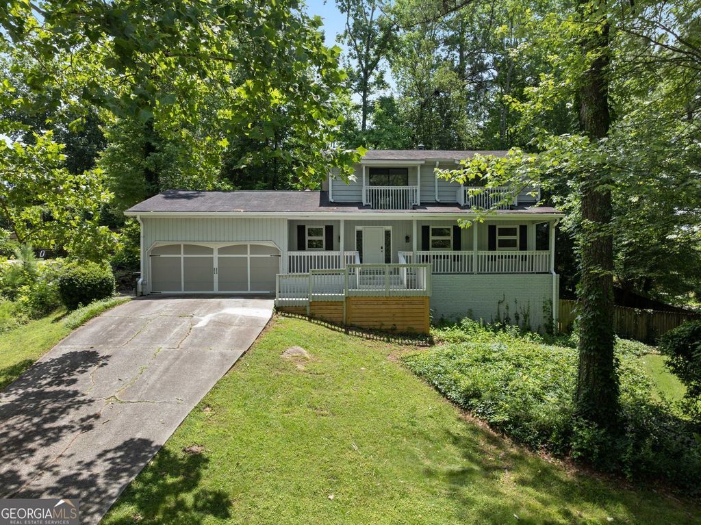 1020 Fairfield Court NE, Marietta, GA 30068