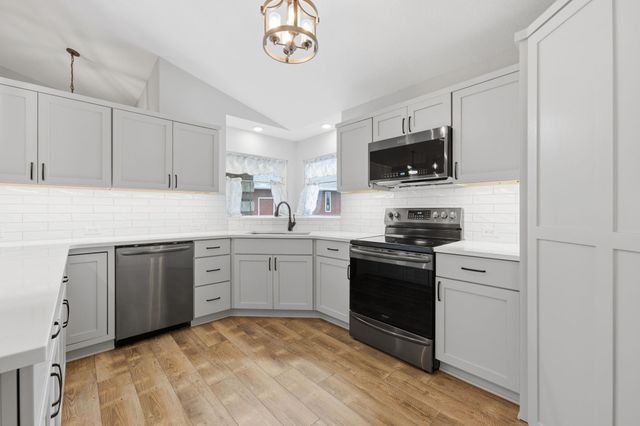 15009 W Hayden Cir, Wichita, KS 67235