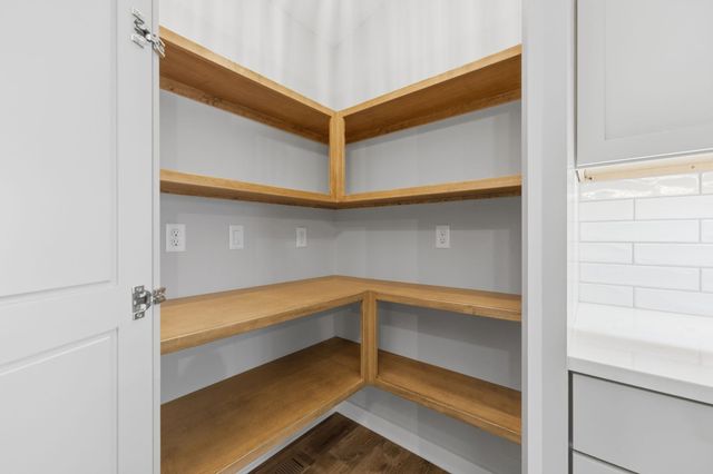 15009 W Hayden Cir, Wichita, KS 67235