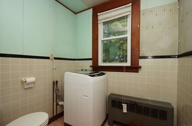 21 Cherry Street, Seymour, CT 06483