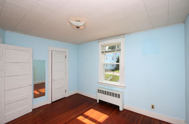 21 Cherry Street, Seymour, CT 06483