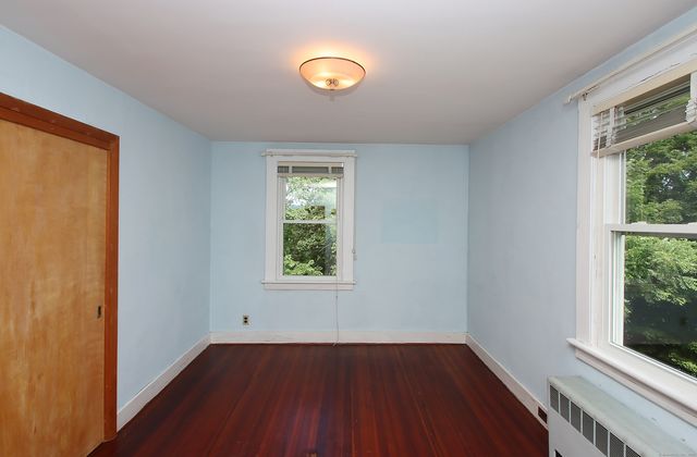 21 Cherry Street, Seymour, CT 06483