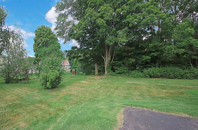 21 Cherry Street, Seymour, CT 06483