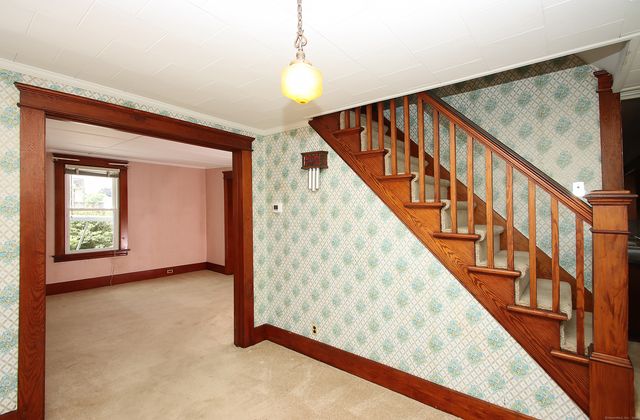 21 Cherry Street, Seymour, CT 06483