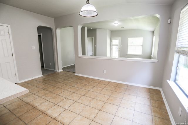 6915 CUTTING CRK, San Antonio, TX 78244
