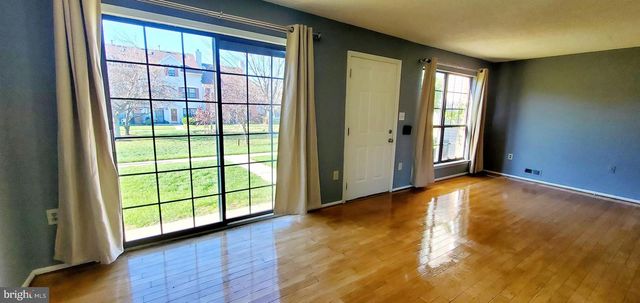 95 O'NEILL CT., Lawrence, NJ 08648