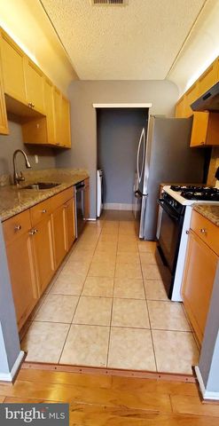 95 O'NEILL CT., Lawrence, NJ 08648